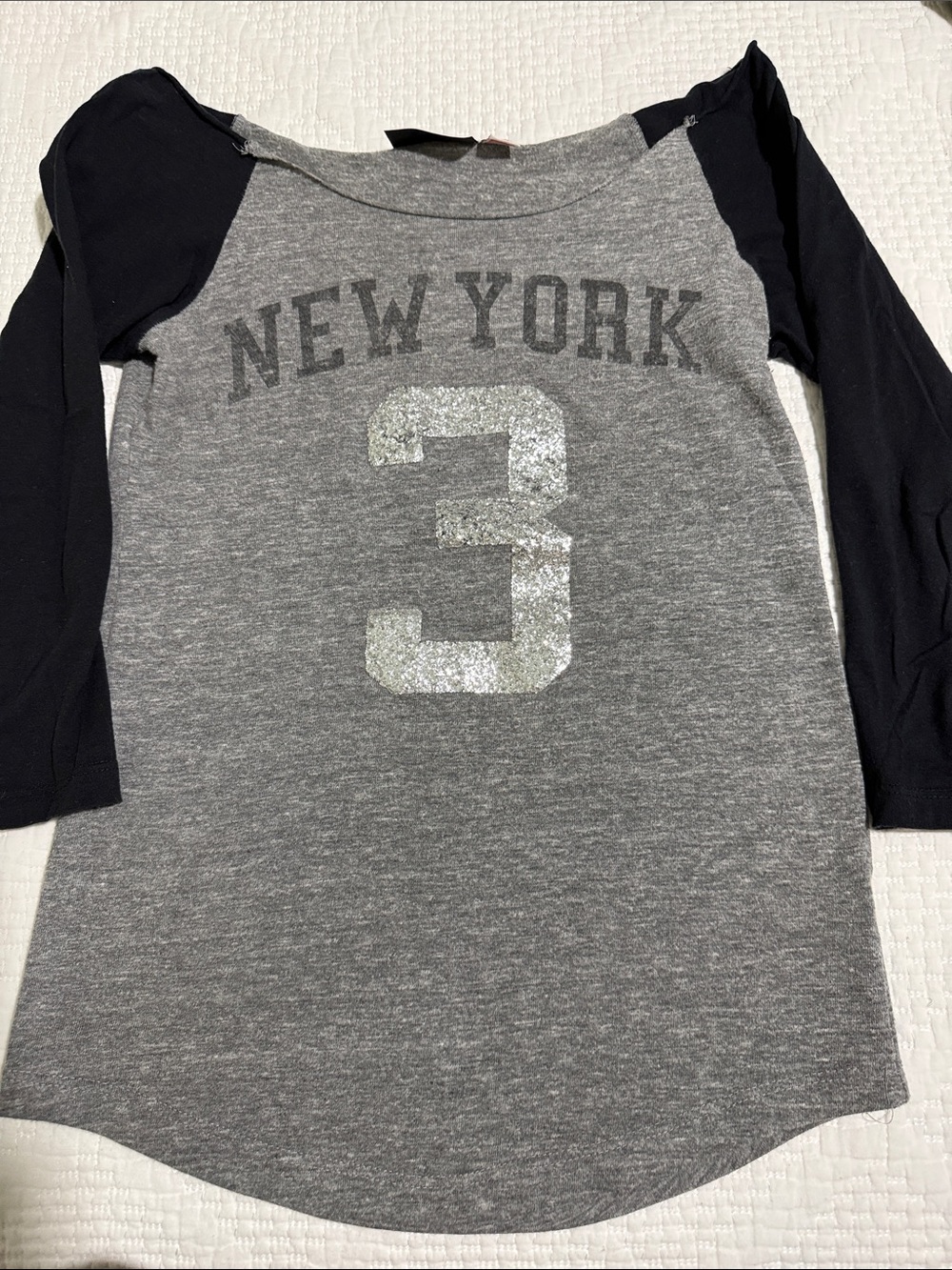 Realitee Grey & Black 'New York 3' Baseball Tee